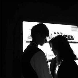 转载欧洲裸体男模特
